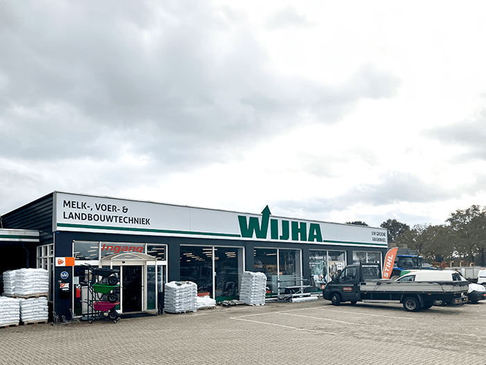 Het winkelpand van Wijha in Hardenberg-DiBO-dealers